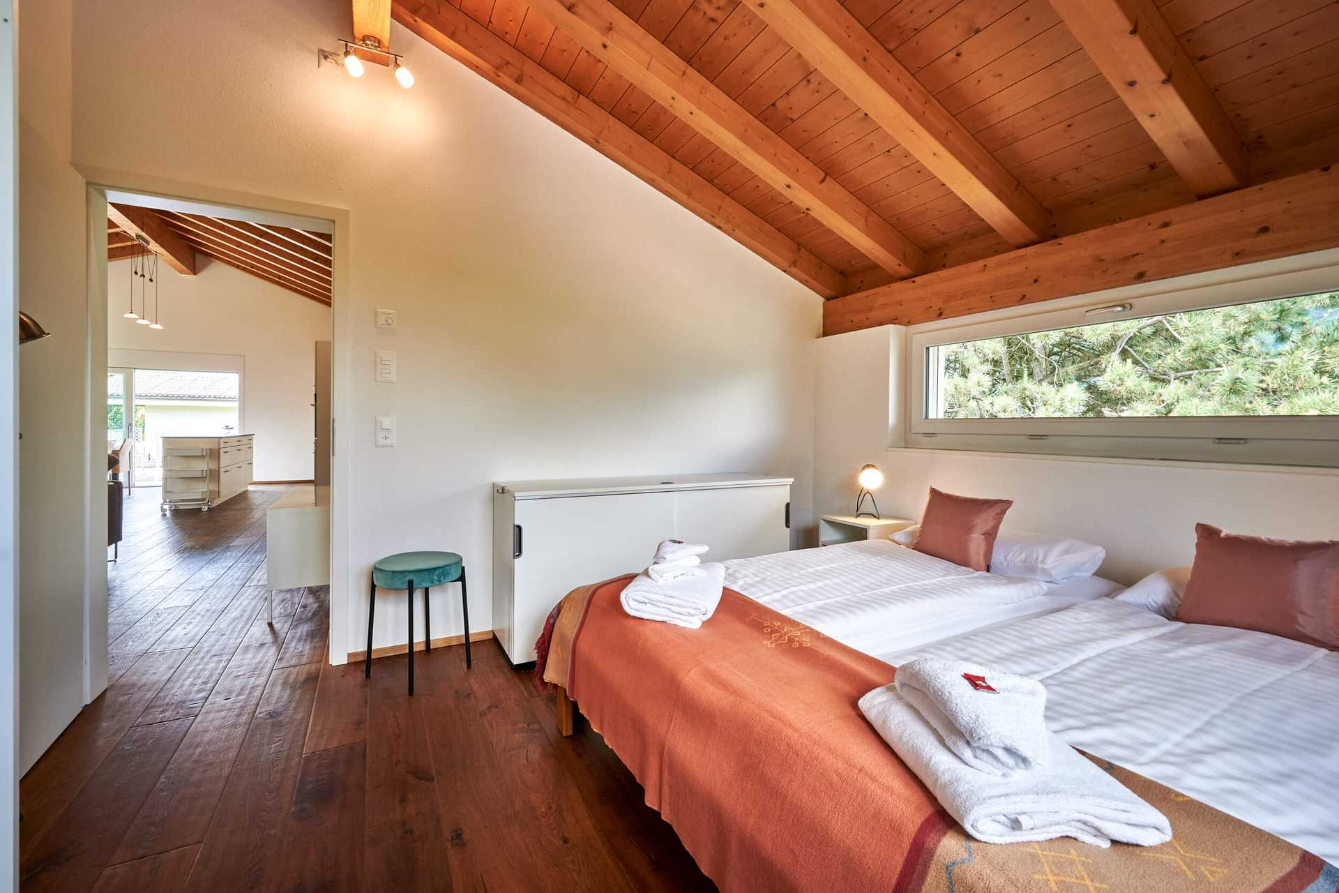 Terrace Vista, luxury apartment in Interlaken bedroom