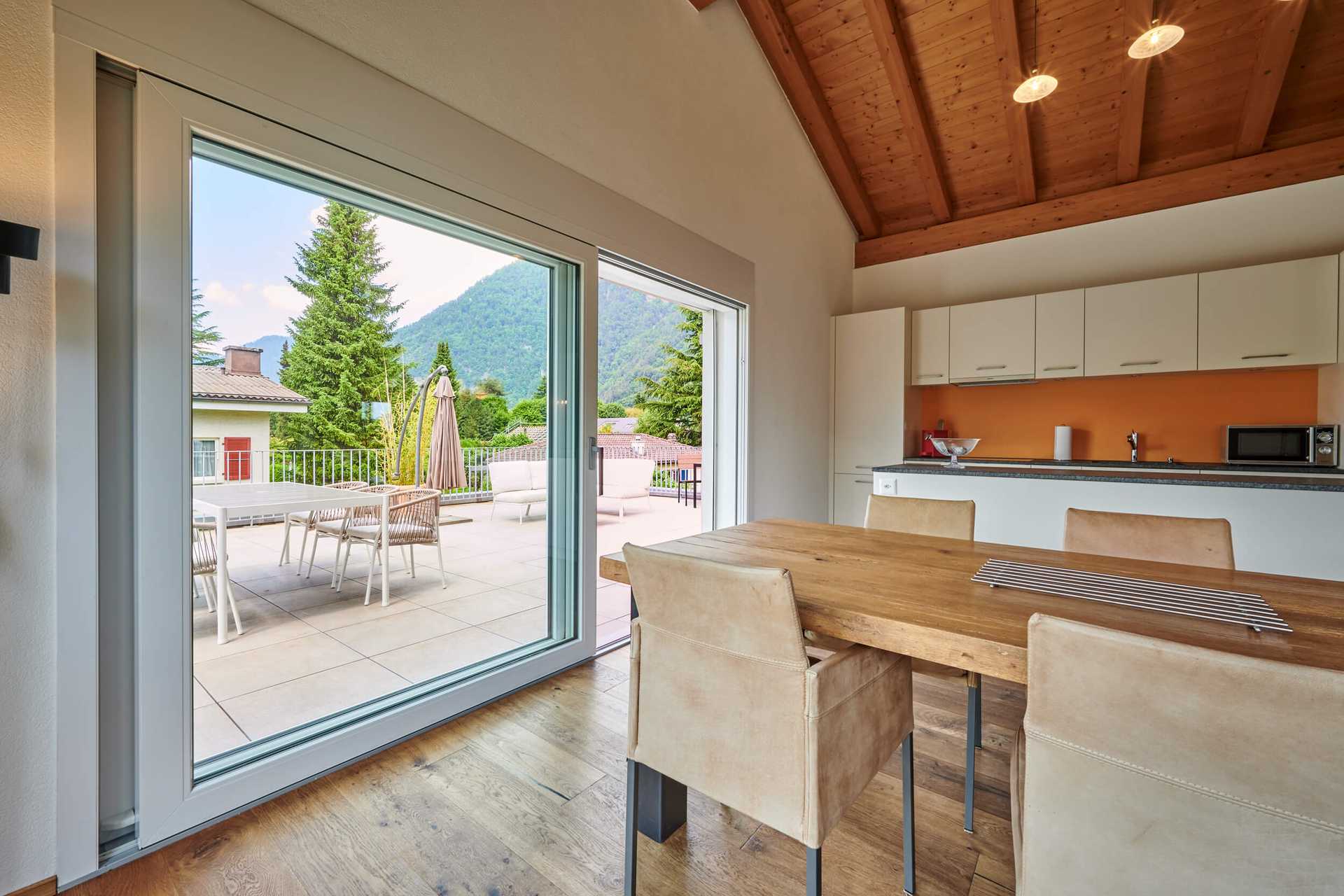 Terrace Vista, luxury apartment in Interlaken kitchen